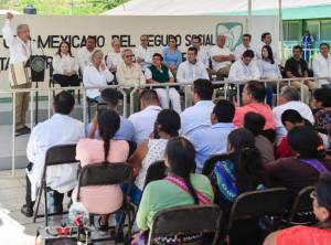 No nos peleemos, ya basta de divisiones, dice AMLO al EZLN