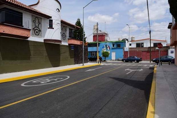 Ayuntamiento de Puebla rehabilita vialidad en Central de Abasto