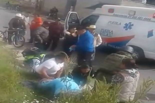 Camioneta arrolló a tres ancianos cuando iban por su pensión en Teotlalcingo