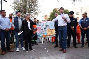 Ayuntamiento de Puebla limpió más de 3 mil kilómetros de vía pública