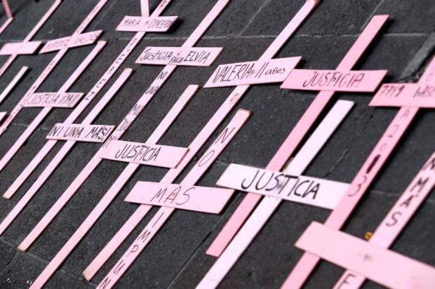 10 feminicidios diarios registra México
