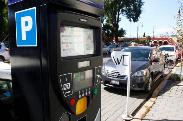 Parquímetros de 10 pesos la hora, incluidos en Ley de Ingresos de Puebla Capital