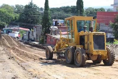 Gobierno de Claudia Rivera construye más vialidades en San Baltazar y San Jerónimo Caleras