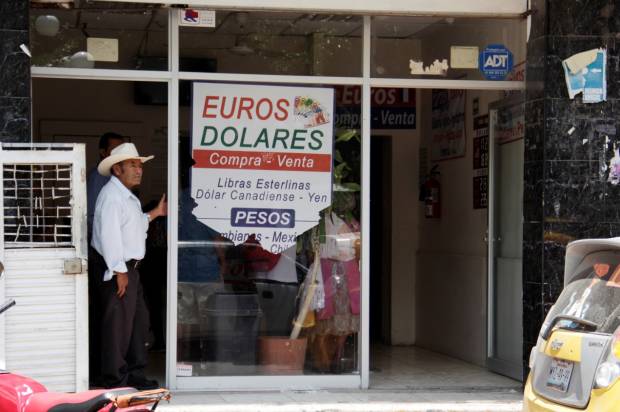 Durante pandemia cayó 8% envío de remesas al estado de Puebla: Banxico