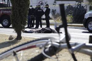 Ciclista muere arrollado en la carretera federal a Atlixco