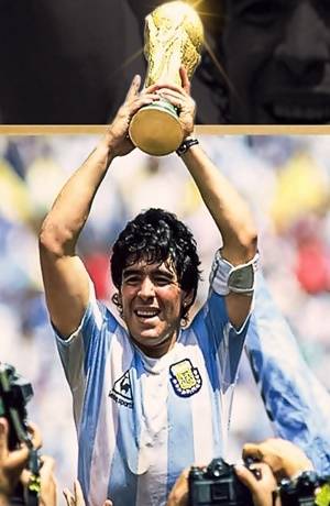 Muere Diego Armando Maradona en Argentina por un paro cardiaco