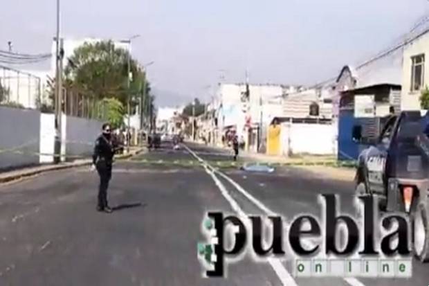 VIDEO: Motociclistas colisionan de frente y uno muere en San Andrés Cholula