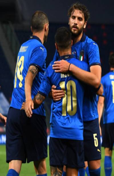 Italia golea 4-0 a la República Checa rumbo a la Eurocopa
