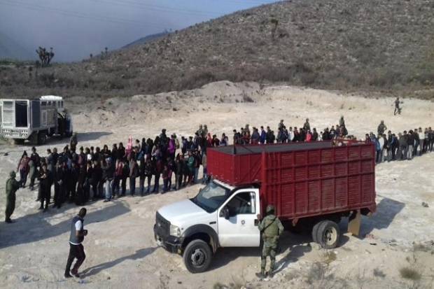 Escapan del INM los migrantes rescatados en Azumbilla