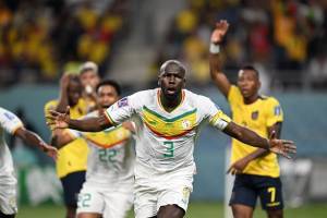 Qatar 2022: Senegal derrota 2-1 a Ecuador y está en octavos de final