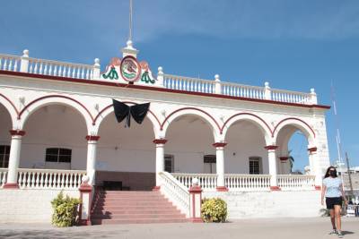 Cierran palacio municipal de Acatlán de Osorio por brote de COVID-19