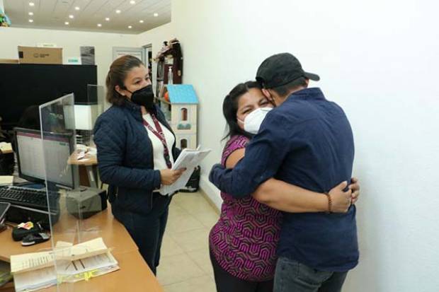 SEDIF apoya regreso de adolescente poblano que intentó cruzar la frontera