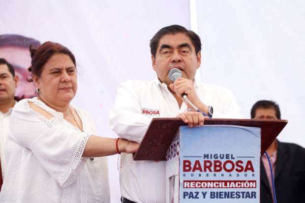 Barbosa promete acelerar construcción de hospital que sustituye a San Alejandro