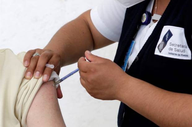 Abren vacunación COVID para todos los de 15 a 17 años en México