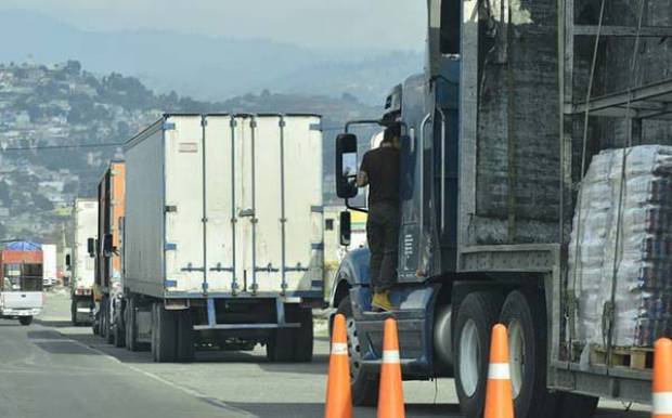 Puebla cerró 2022 con mil 801 investigaciones por robos a transportistas