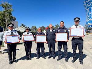 CCE reconoce a cinco policías de San Andrés Cholula