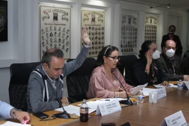 Diputados avalan en comisiones Ley de Ingresos 2022 para Puebla