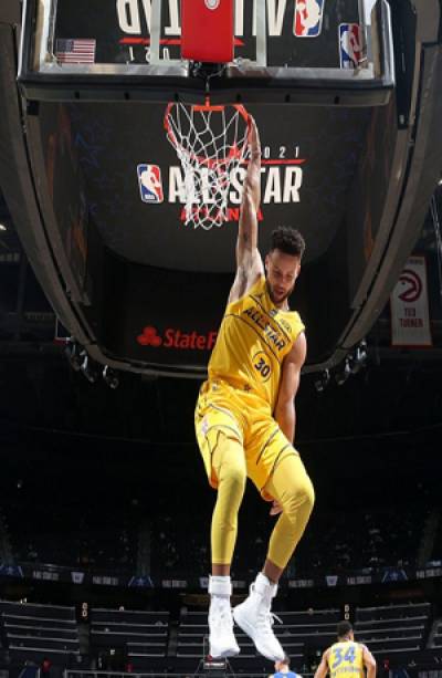 NBA: Stephen Curry se lleva el torneo de tiros triples