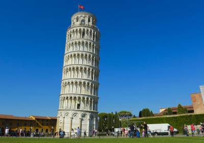 ¿Por qué la torre de Pisa está cada vez menos inclinada?