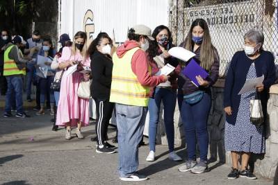 FOTOS: Inicia vacunación COVID para docentes en Puebla