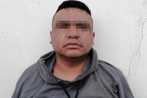 Policía de San Pedro Cholula aseguró a dos ladrones de vehículos