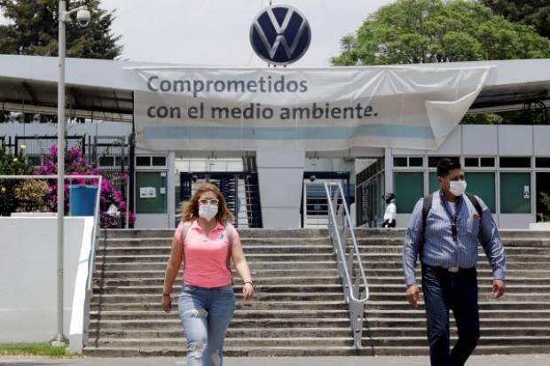 Volkswagen “atenta” a opciones legales para reabrir planta de Puebla
