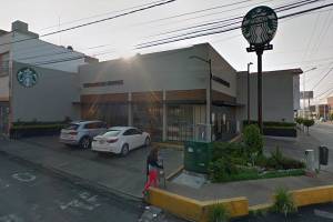 Empistolados asaltaron Starbucks El Carmen y golpearon a cliente