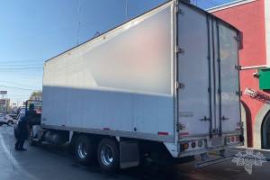 Localizan en Texmelucan camión de carga robado en la autopista a México
