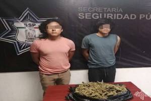 Vendían droga en el parque Juárez y fueron detenidos por la policía