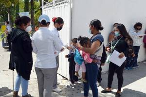 Sedes y horarios de vacunación pediátrica COVID-19 en 38 municipios de Puebla