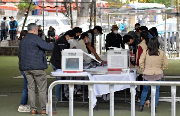 Morena aplaza resultado de elección de consejeros de Puebla