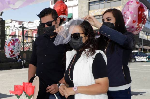 Bajaron 25% los matrimonios durante la pandemia en Puebla