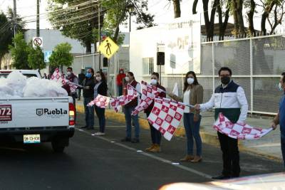 Claudia Rivera inicia entrega de 27 mil despesas por contingencia