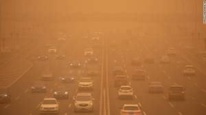 Beijing azotada por tormenta de arena