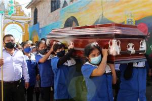 Enterraron este sábado a dos víctimas de feminicidio en Puebla