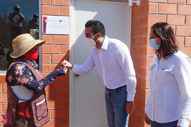 Gobierno de Puebla entrega primera casa del programa &quot;Hacer vivienda, hacer futuro&quot;