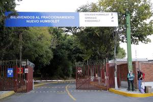 Conflicto Humboldt afectaría a más de mil estudiantes en Puebla