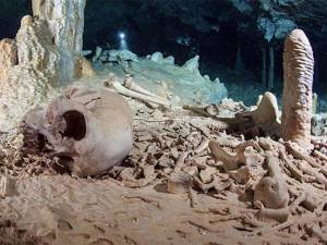 Hallan en Tulum esqueleto de mujer de más de 9 mil años