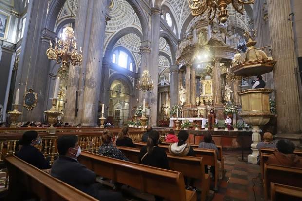 Festejos guadalupanos y posadas suspendidas en Puebla; misas sólo con aforo reducido