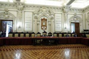 Por paro nacional se realizó sesión de Cabildo de Puebla sin regidoras