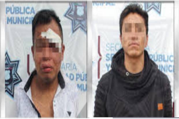 Policía de Puebla capturó a dos asaltantes de transeúntes