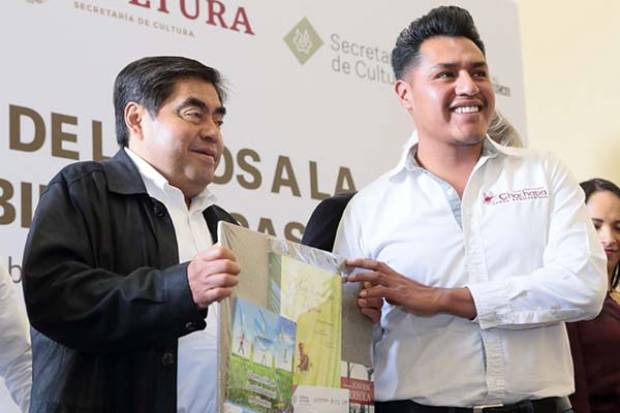 Haremos de Puebla un estado lector, afirma el gobernador Miguel Barbosa