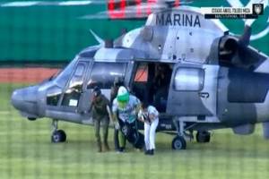 SEMAR justifica presencia de helicóptero en juego de beisbol en Tabasco