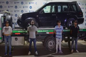 Capturan a ladrones de vehículo que provocaron balacera en Puebla