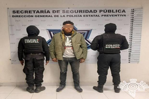 Liberan a transportistas plagiados y capturan a asaltante de tractocamión en Puebla