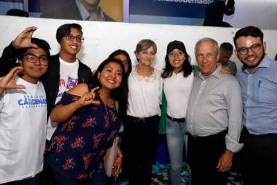 Enrique Cárdenas cerró campaña con panistas en el distrito 11