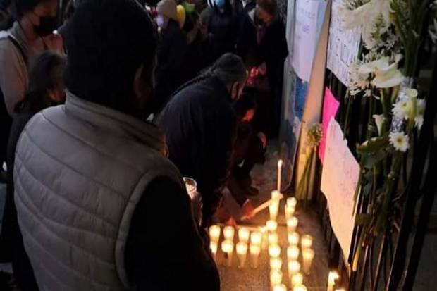 Dan último adiós a niña asesinada en Zoquitlán; su familia exige justicia