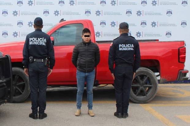 Policía de Puebla y Tlaxcala logran recuperación de camioneta robada