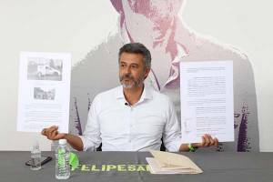 Felipe Sandoval presenta ante la Fepade denuncia contra Karina Pérez Popoca