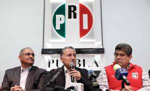 PRI presenta a Gilberto Gutiérrez como nuevo delegado del CEN en Puebla